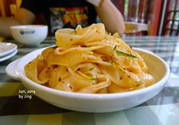 涼皮吃多了月經(jīng)推遲嗎?涼皮吃多了會怎么樣