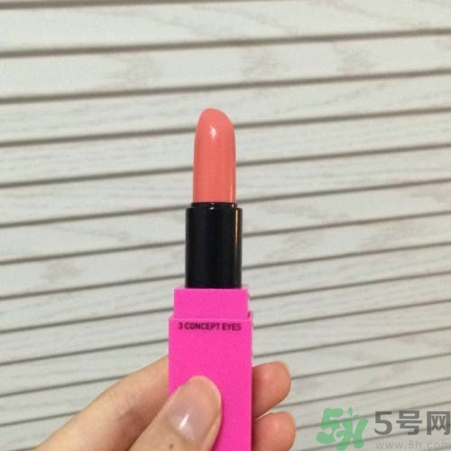 怎么選擇適合自己的口紅顏色？口紅顏色怎么選？