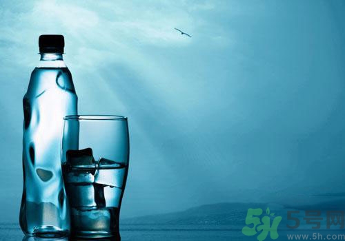 礦泉水和純凈水的區(qū)別是什么？礦泉水和純凈水哪個(gè)好？