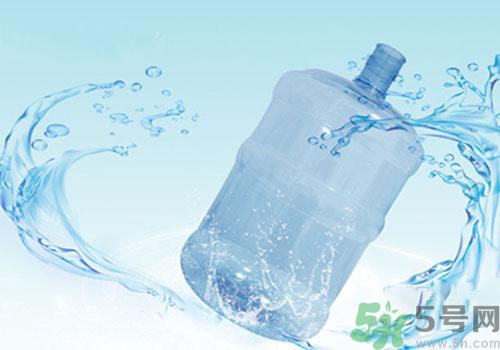 礦泉水和純凈水的區(qū)別是什么？礦泉水和純凈水哪個(gè)好？