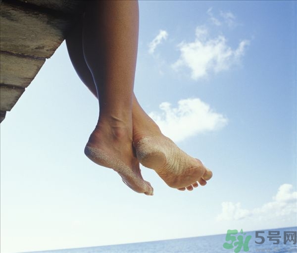 腳水腫是怎么回事？腳水腫了怎么辦？
