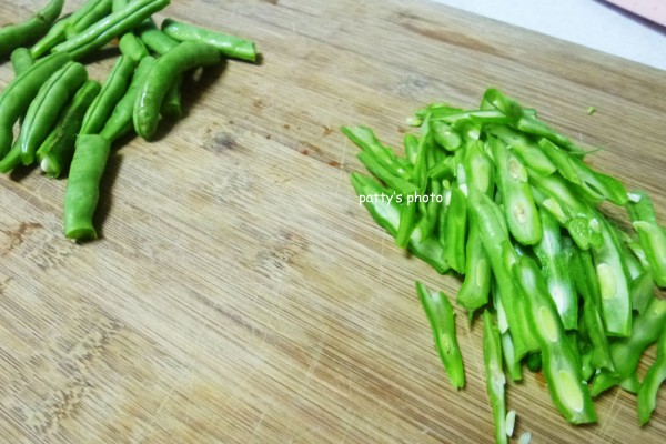 豆角隔夜還能吃嗎？隔夜的豆角能吃嗎？