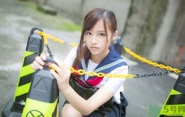 15歲月經(jīng)推遲二個(gè)月正常嗎？15歲兩個(gè)月沒(méi)來(lái)月經(jīng)是怎么回事？