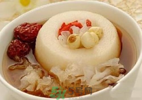 冰糖雪梨要去核嗎？燉冰糖雪梨要去核嗎？
