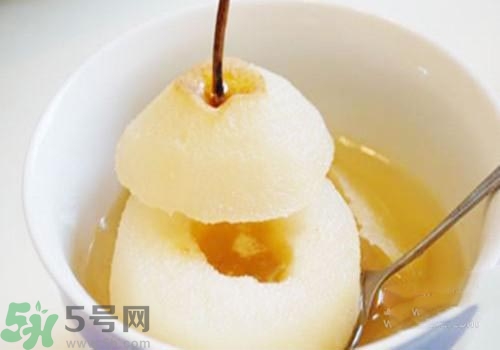 發(fā)燒可以喝冰糖雪梨嗎？發(fā)燒喝冰糖雪梨好嗎？