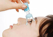 眼藥水一天滴多少次？眼藥水一次滴多少滴？