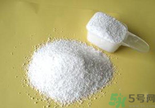 用洗衣粉手發(fā)熱是怎么回事？洗衣粉傷手怎么辦？