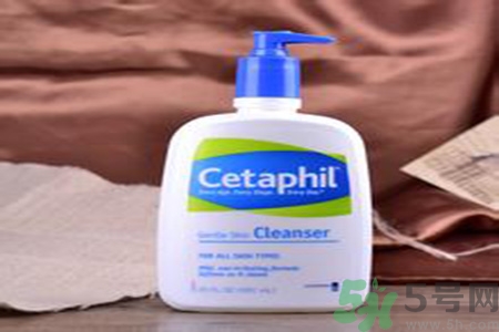 cetaphil絲塔芙溫和無(wú)泡潔面乳適合什么膚質(zhì)？cetaphi潔面乳敏感膚質(zhì)可以用嗎？