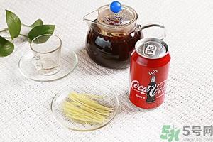 可樂(lè)能和咖啡一起喝嗎？咖啡和碳酸飲料能一起喝嗎？