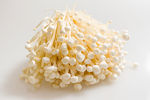 金針菇變黃了還能吃嗎？金針菇放久了黃了可以吃嗎？
