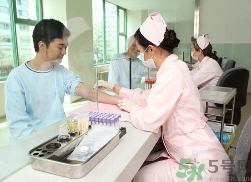 獻(xiàn)血后可以洗澡嗎？抽血后可以洗澡嗎？