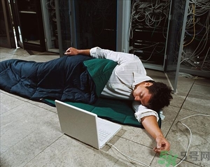 睡眠不規(guī)律如何調(diào)整？睡眠不規(guī)律會胖嗎？