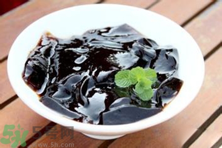 仙草是熱性還是涼性？仙草是涼性的嗎？