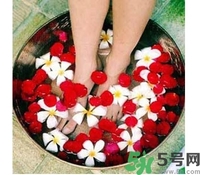 夏天泡腳好嗎？夏天用什么泡腳最好？