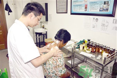 貼三伏貼可以吹空調(diào)嗎？貼完三伏貼多久后可以吹空調(diào)？