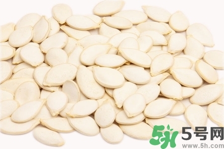 吃南瓜子的好處？吃南瓜子的壞處？