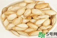 吃南瓜子的好處？吃南瓜子的壞處？