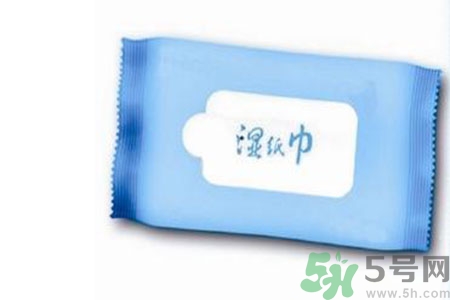寶寶可以用濕巾紙擦屁股嗎？寶寶用濕巾紙擦屁股有什么危害？