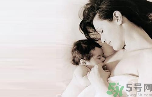 寶寶吃慣了奶瓶不吃母乳怎么辦？喂奶的正確方法