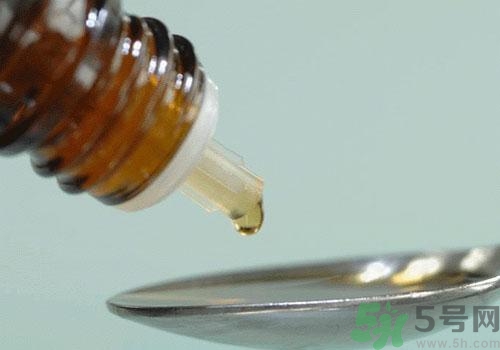 藿香正氣水和感冒藥能一起吃嗎？藿香正氣水不能和什么一起吃？