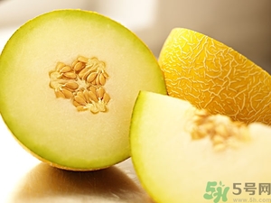 哈密瓜籽能吃嗎？哈密瓜酸了還能吃嗎？