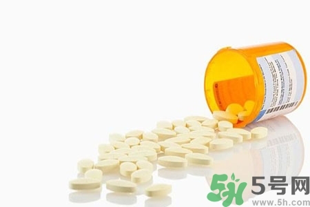 老年人補鈣吃哪種鈣片好？老年人如何選購補鈣產(chǎn)品？