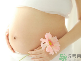 月子里怎么去妊娠紋？月子里吃什么可以去妊娠紋？