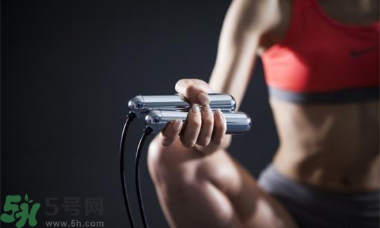 女生跳繩要注意什么？跳繩要注意什么？