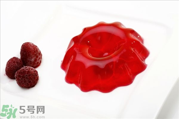 寶寶咳嗽能吃果凍嗎？寶寶多大可以吃果凍？