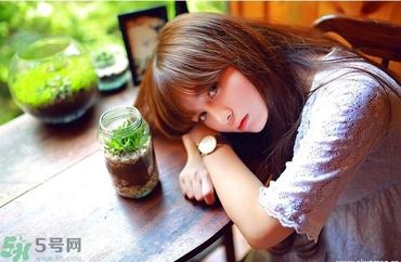 美瞳怎么分左右眼？戴美瞳能睡覺(jué)嗎？