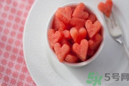 秋季為什么不能吃瓜？秋季吃瓜有什么危害？