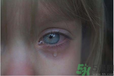 睡覺時(shí)流眼淚是怎么回事？如何保護(hù)眼睛？