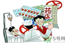 運動員感冒一天吃6片抗生素需要注意什么？抗生素吃多了會怎么樣？