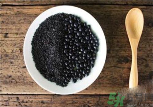 眼睛干澀吃什么好？眼睛疲勞吃什么好？