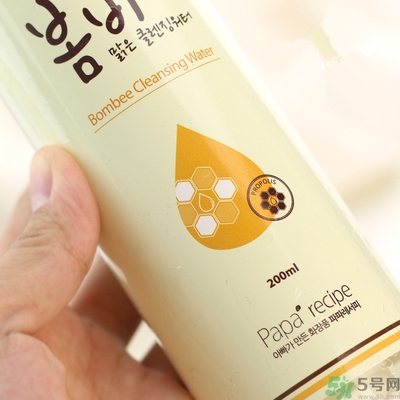 春雨卸妝水好用嗎？春雨卸妝水怎么使用？