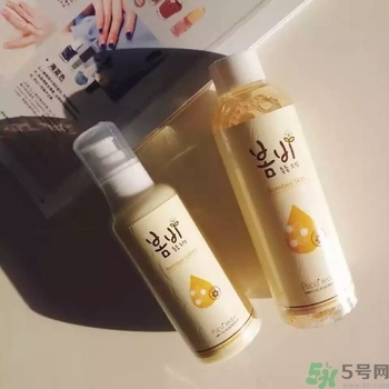 春雨水乳好用嗎？春雨蜂蜜水乳怎么樣？
