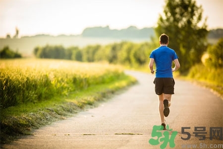 大量排汗真的可以抗癌嗎？運動可以防癌嗎？