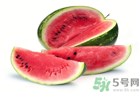 口腔潰瘍可以吃西瓜嗎？口腔潰瘍能不能吃西瓜？
