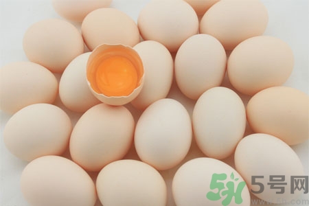 過敏性鼻炎可以吃雞蛋嗎？過敏性鼻炎能不能吃雞蛋？