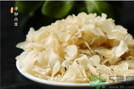吃皂角米有什么好處?皂角米的功效與作用 吃皂角米有什么好處?皂角米的功效與作用