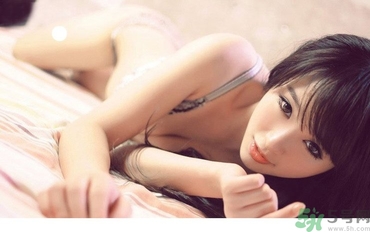 早晨洗冷水澡有什么好處？早晨洗冷水澡的壞處