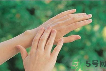 手指關(guān)節(jié)疼痛怎么辦？如何預(yù)防手指關(guān)節(jié)疼痛？