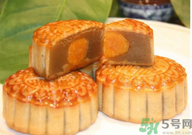 寶寶可以吃月餅嗎？寶寶吃月餅注意事項(xiàng)