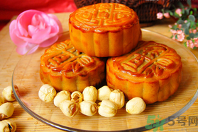 月餅吃多了會(huì)怎么樣？哪些人不宜吃月餅？