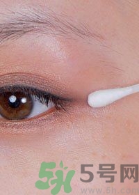 眼線怎么畫好看圖解？單眼皮怎么畫眼線好看？