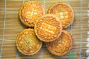 月餅熱量高嗎？吃月餅會胖嗎？