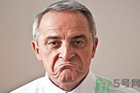 男性更年期的表現(xiàn)有哪些？怎么判斷男性更年期？