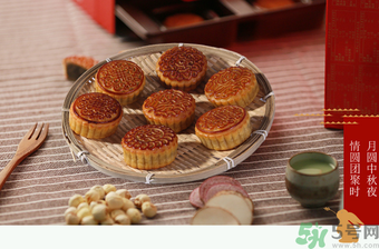 月餅吃多了會(huì)怎么樣？月餅好消化嗎？