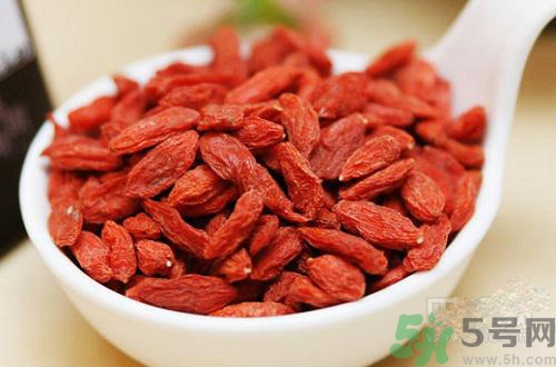 枸杞發(fā)黑能吃嗎？枸杞發(fā)黑是怎么回事？