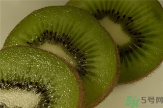 獼猴桃有酒味還能吃嗎？獼猴桃吃起來(lái)有股酒味